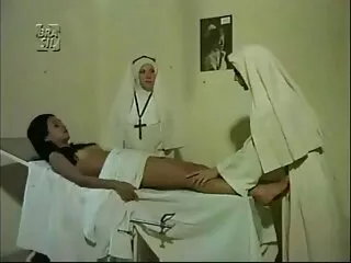 cởi quần áo Từ phim sex jav hd moi nhat Tranh với Pháp và Amber